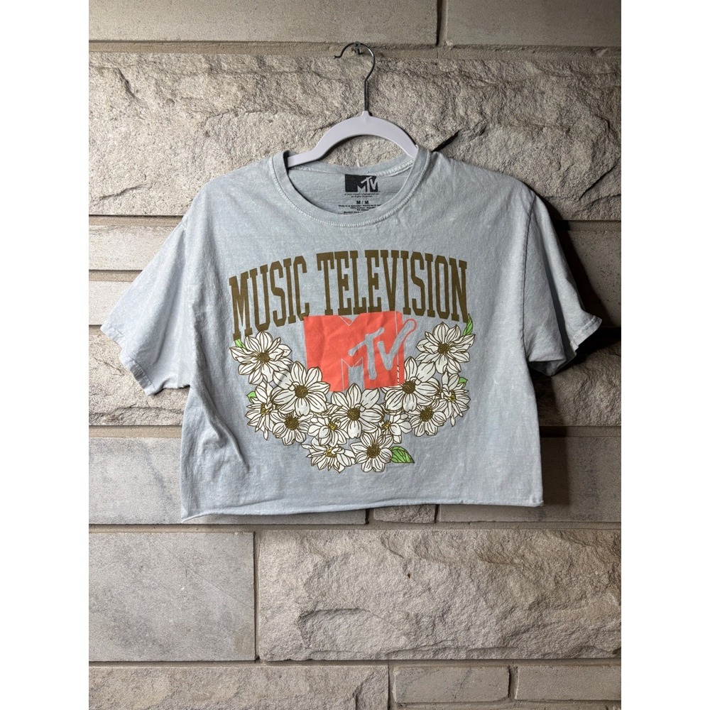 MTV Music Television Crop Top Graphic Tee Light Blue Floral Daisy Cotton Medium